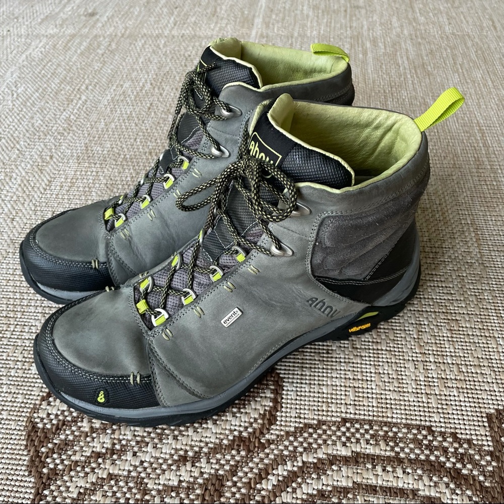 Ahnu Montara Hiking Boots Women’s 11 Gray Vibram